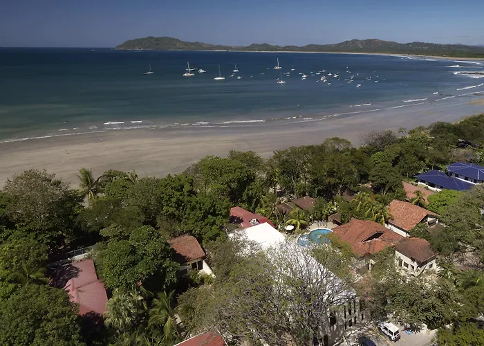 Hotel The Coast Beachfront 4*