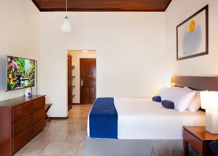Hotel The Coast Beachfront Tamarindo